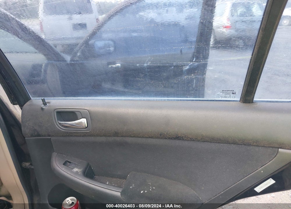 2004 HONDA ACCORD 2.4 LX VIN: 1HGCM563X4A039194