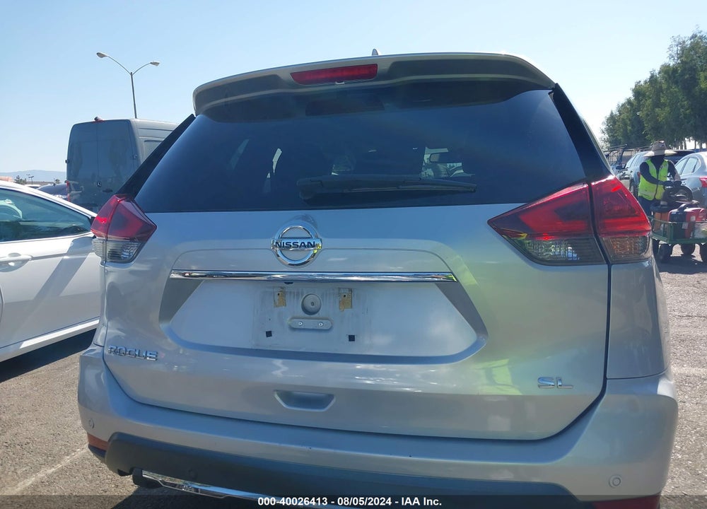 2020 NISSAN ROGUE SL FWD VIN: 5N1AT2MT5LC740007