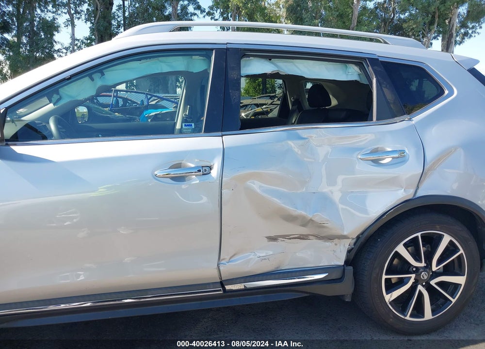 2020 NISSAN ROGUE SL FWD VIN: 5N1AT2MT5LC740007
