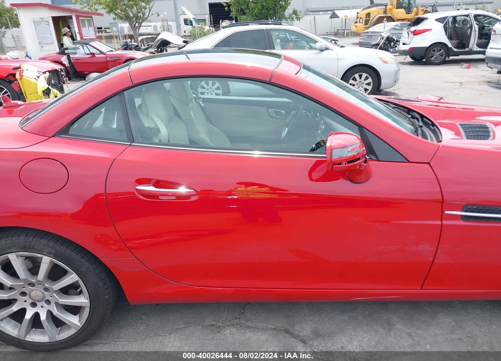 2016 MERCEDES-BENZ SLK 300 VIN: WDDPK3JA2GF120297