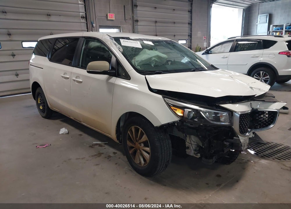 2018 KIA SEDONA LX VIN: KNDMB5C11J6373575