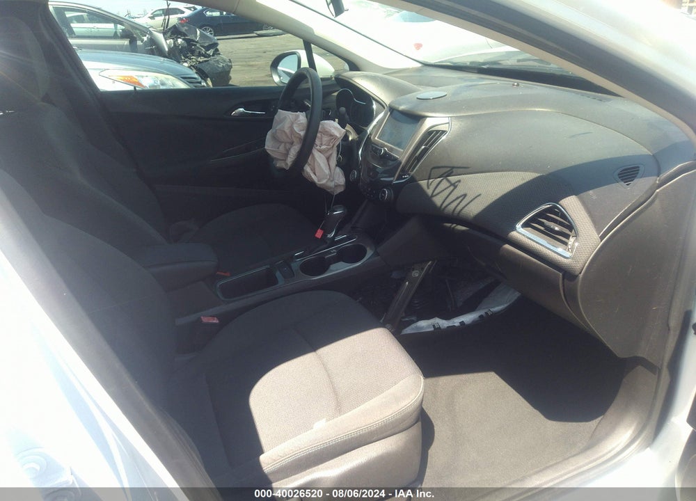 2017 CHEVROLET CRUZE LT AUTO VIN: 1G1BE5SM0H7198744