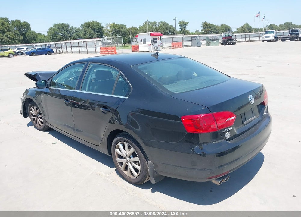 2013 VOLKSWAGEN JETTA 2.5L SE VIN: 3VWDP7AJXDM441129
