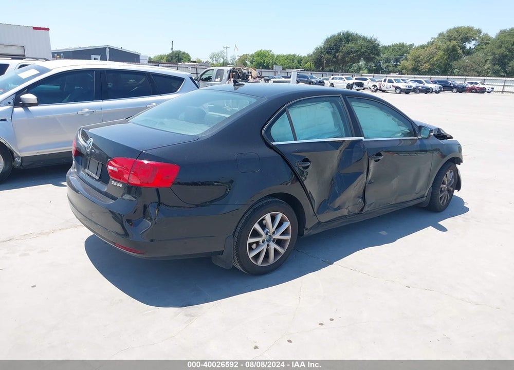 2013 VOLKSWAGEN JETTA 2.5L SE VIN: 3VWDP7AJXDM441129