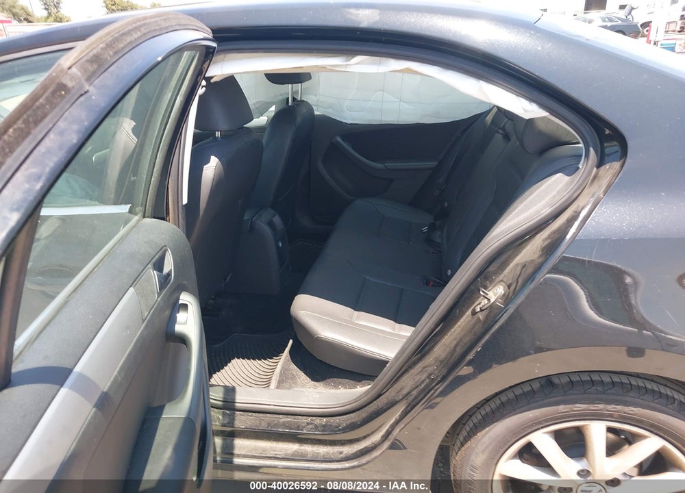 2013 VOLKSWAGEN JETTA 2.5L SE VIN: 3VWDP7AJXDM441129