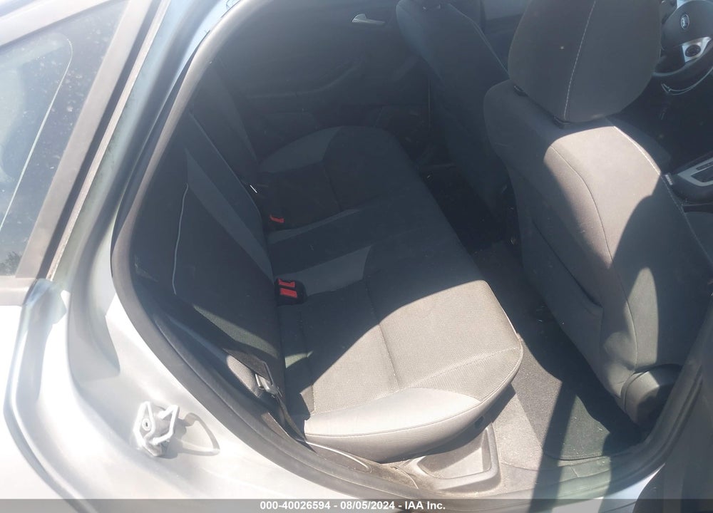 2014 FORD FOCUS SE VIN: 1FADP3F28EL312568
