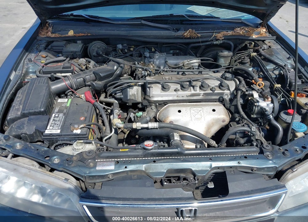 1997 HONDA ACCORD EX VIN: 1HGCD5652VA033151