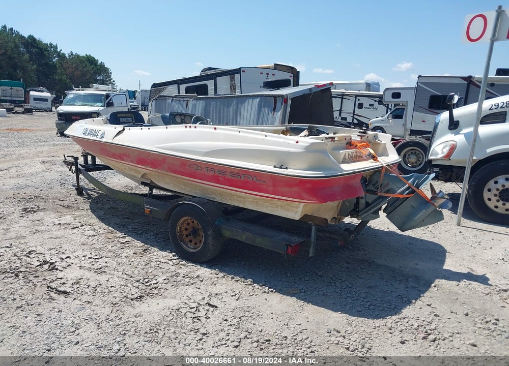 2004 REGAL BOAT/INBOARD MOTOR/TRAILER VIN: RGMBJ630L203