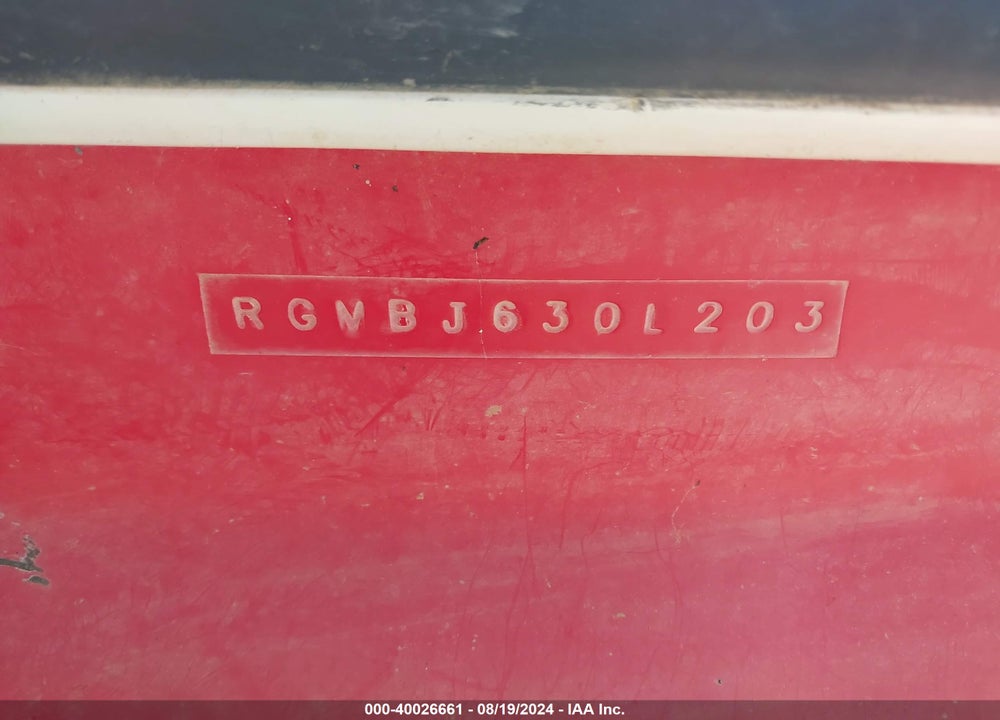 2004 REGAL BOAT/INBOARD MOTOR/TRAILER VIN: RGMBJ630L203