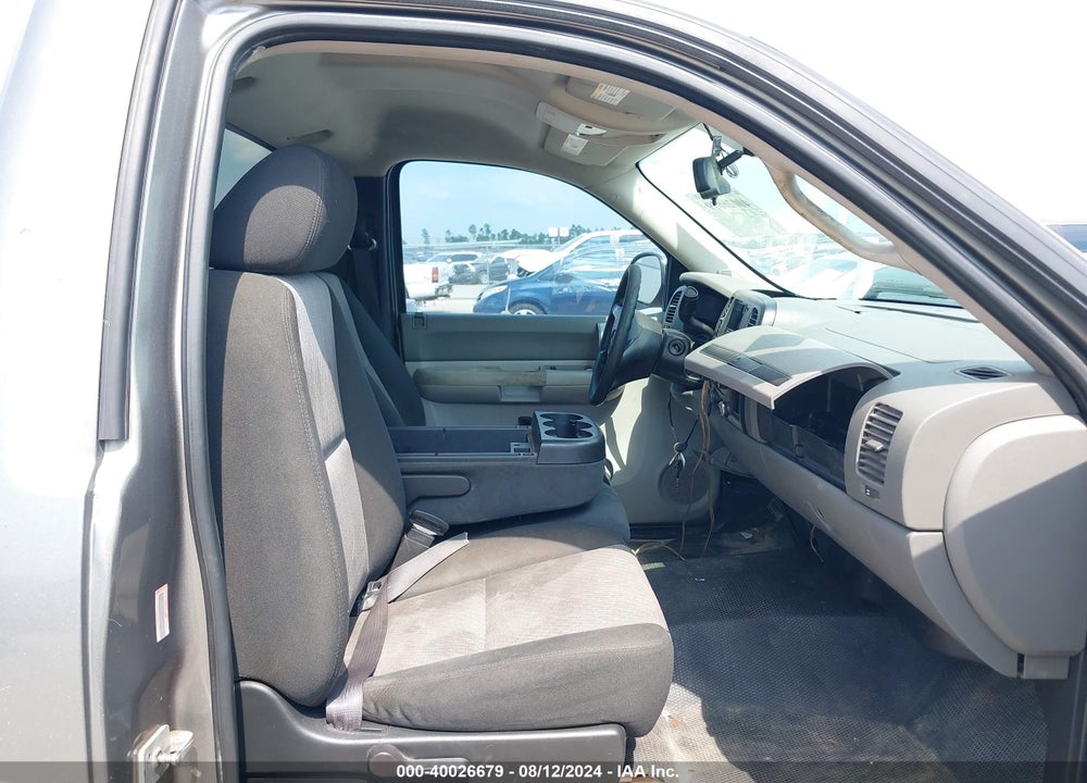 2009 GMC SIERRA 1500 WORK TRUCK VIN: 1GTEC14CX9Z102325