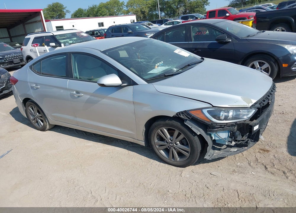 2018 HYUNDAI ELANTRA SEL VIN: 5NPD84LFXJH219649