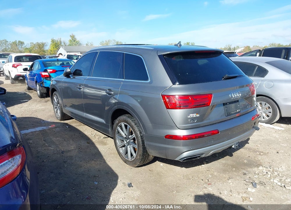 2017 AUDI Q7 3.0T PREMIUM VIN: WA1LAAF73HD012453
