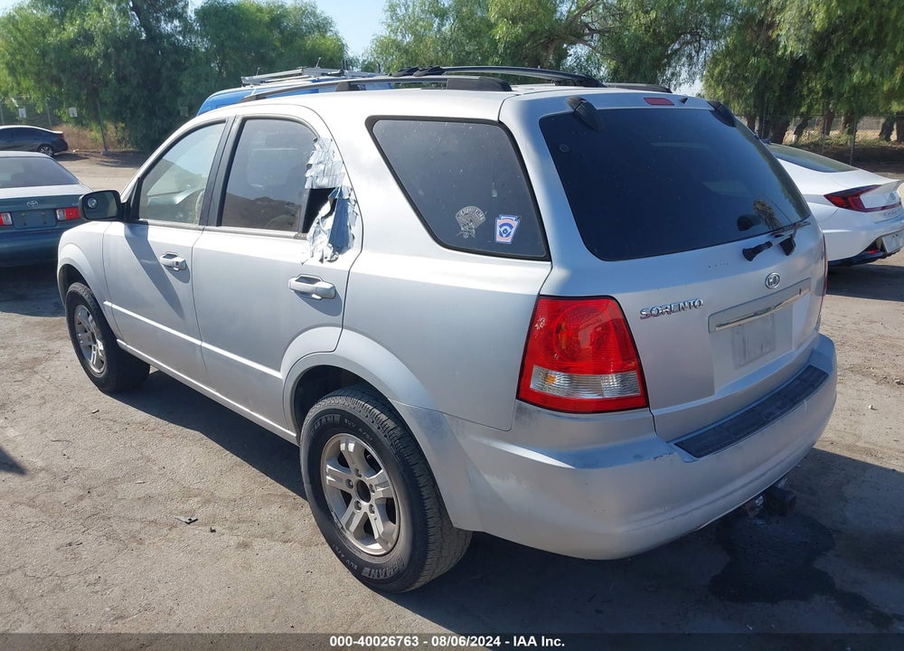 2005 KIA SORENTO EX/LX VIN: KNDJC733555452823