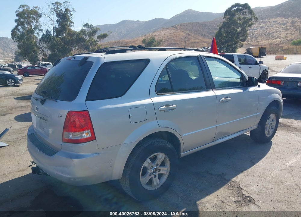 2005 KIA SORENTO EX/LX VIN: KNDJC733555452823