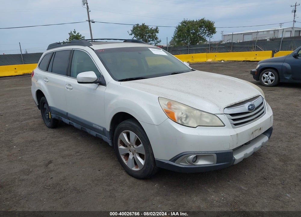 2011 SUBARU OUTBACK 3.6R LIMITED VIN: 4S4BRDLC8B2332721