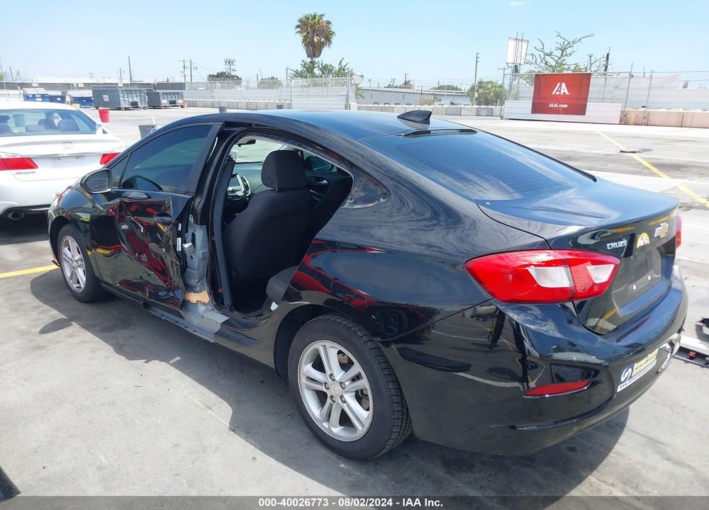 2018 CHEVROLET CRUZE LT AUTO VIN: 1G1BE5SM8J7219975