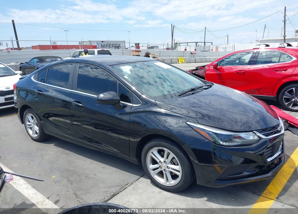 2018 CHEVROLET CRUZE LT AUTO VIN: 1G1BE5SM8J7219975