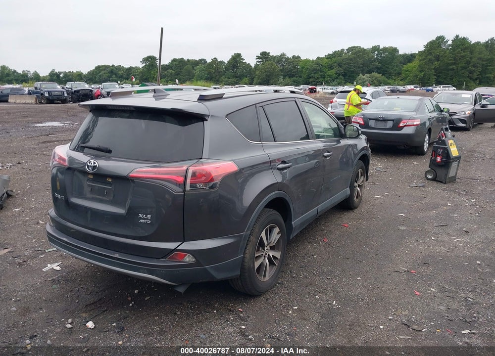 2017 TOYOTA RAV4 XLE VIN: JTMRFREV5HJ144907