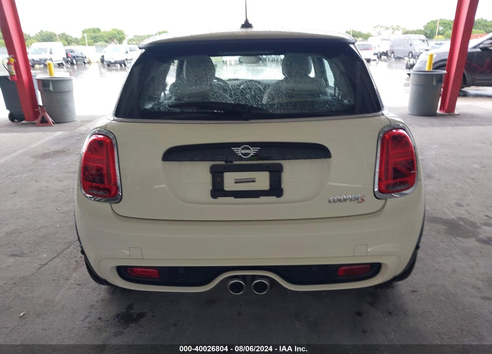 2021 MINI HARDTOP COOPER S VIN: WMWXR5C00M2N11065