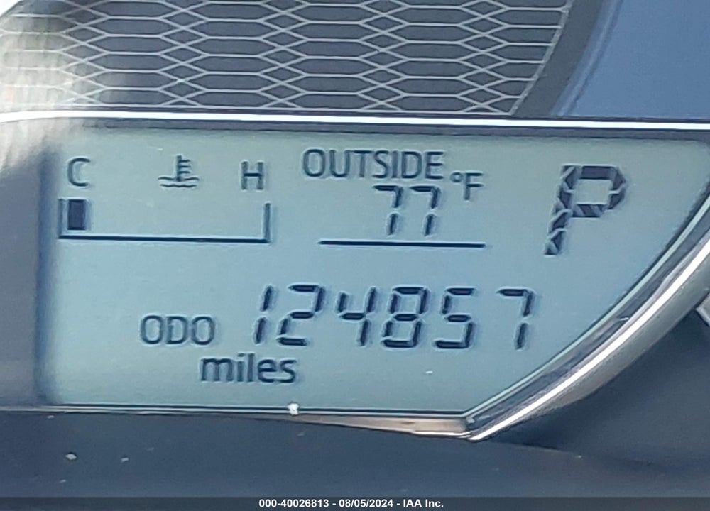 2014 TOYOTA COROLLA LE VIN: 5YFBURHE0EP152021