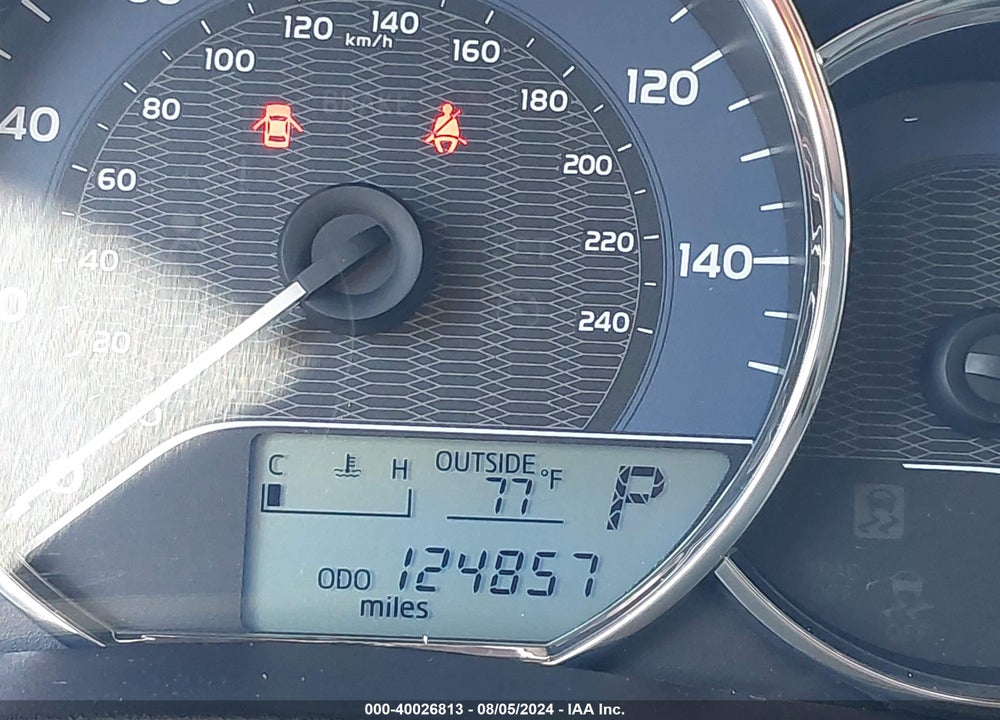 2014 TOYOTA COROLLA LE VIN: 5YFBURHE0EP152021
