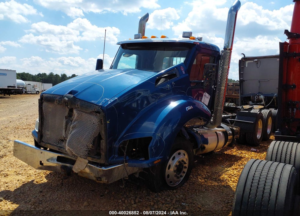 2015 KENWORTH T880 T880 VIN: 1XKZDP9X0FJ437797