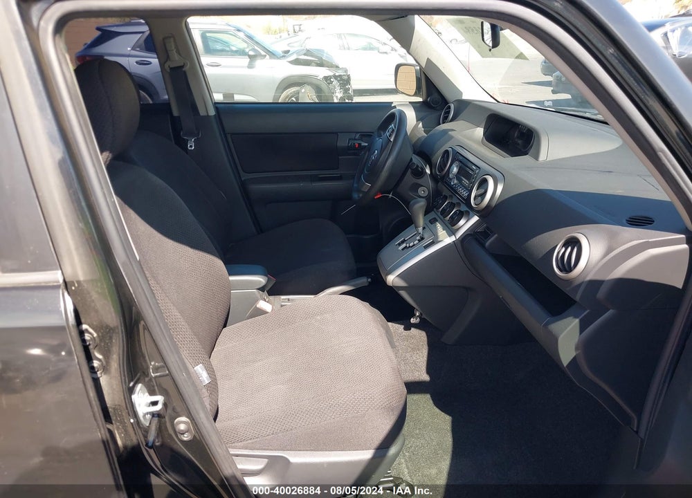 2010 SCION XB VIN: JTLZE4FE1A1108985