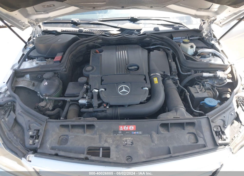 2012 MERCEDES-BENZ C 250 LUXURY/SPORT VIN: WDDGF4HB6CR217309