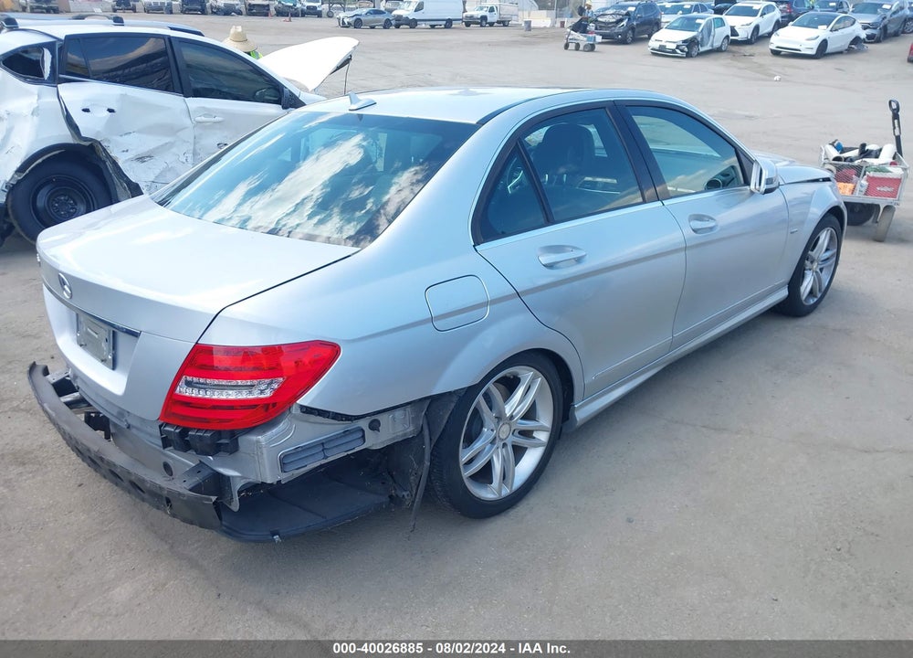 2012 MERCEDES-BENZ C 250 LUXURY/SPORT VIN: WDDGF4HB6CR217309