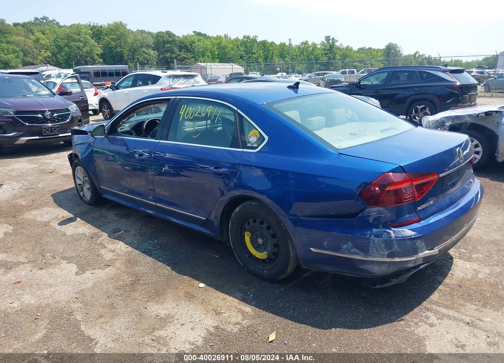 2017 VOLKSWAGEN PASSAT VIN: 1VWGT7A39HC008547