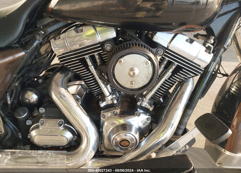 2013 HARLEY-DAVIDSON FLHR ROAD KING/ANNIVERSARY VIN: 1HD1FBM22DB654758