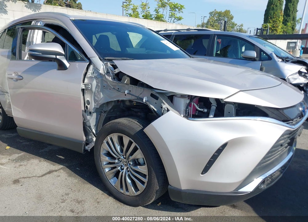2022 TOYOTA VENZA XLE VIN: JTEAAAAH2NJ104997