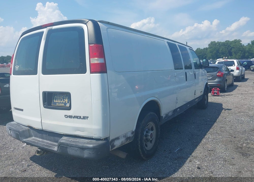 2003 CHEVROLET EXPRESS VIN: 1GCHG39U931143677