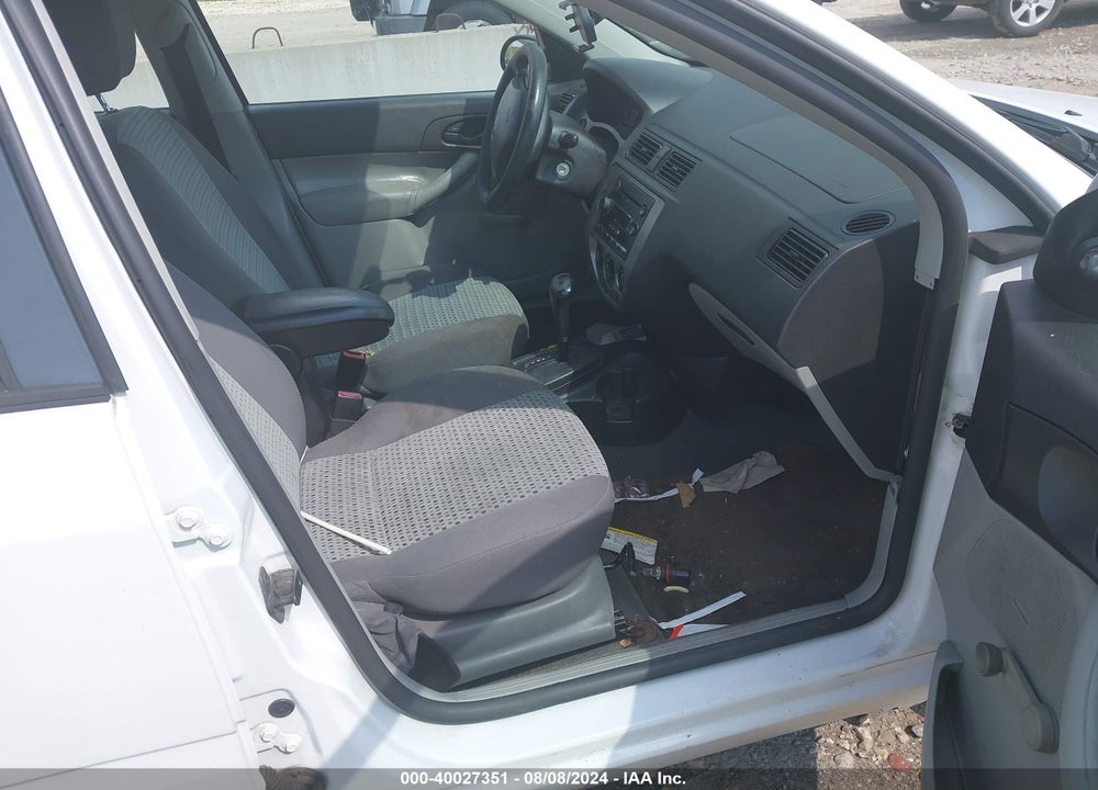 2006 FORD FOCUS VIN: 1FAFP36N46W207285
