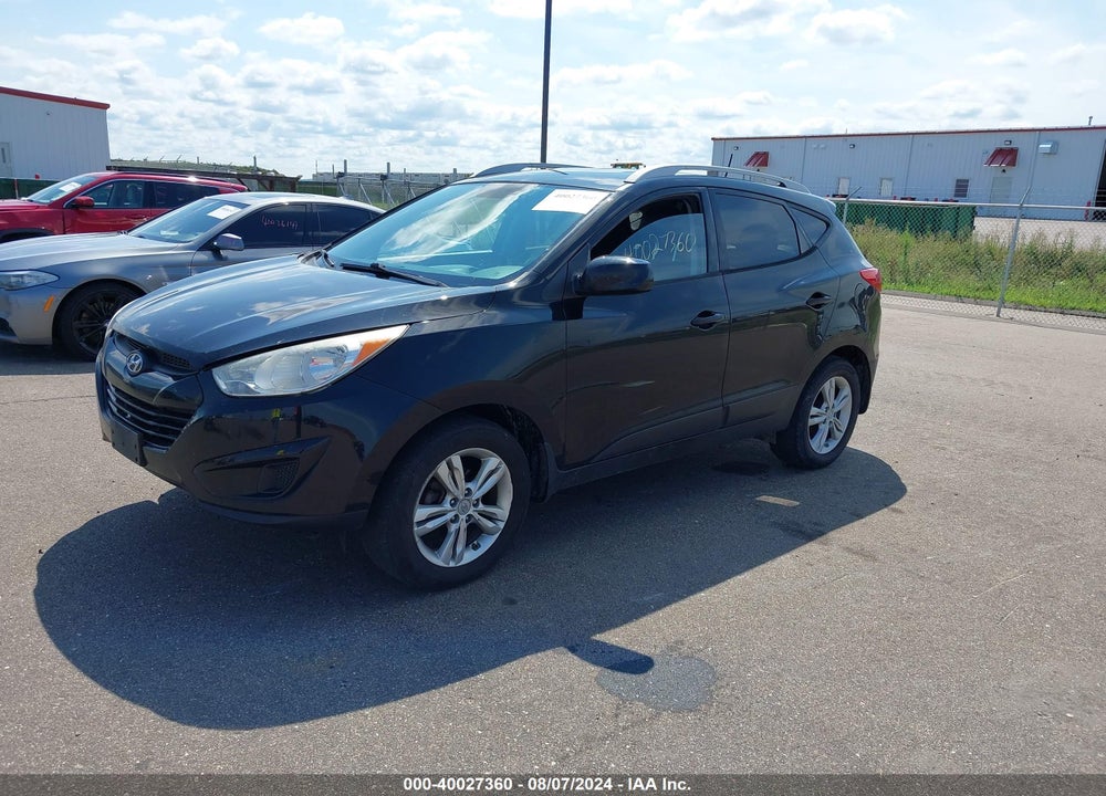 2010 HYUNDAI TUCSON GLS VIN: KM8JU3AC6AU073592
