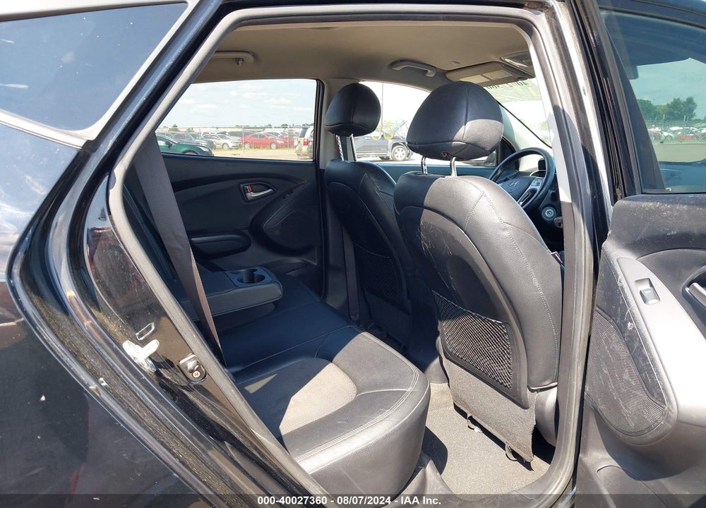 2010 HYUNDAI TUCSON GLS VIN: KM8JU3AC6AU073592