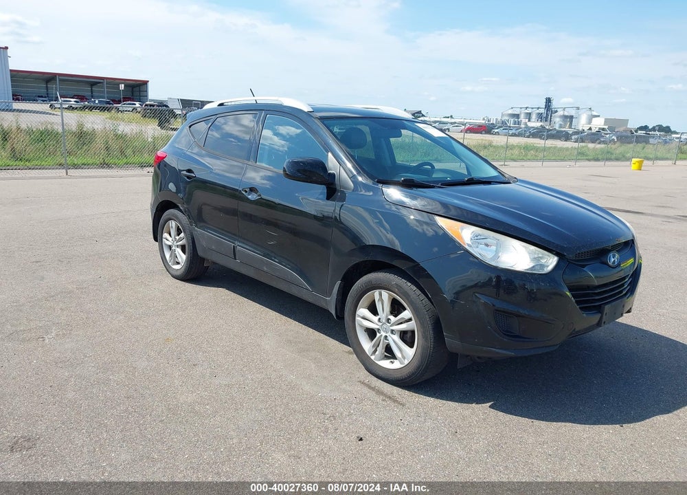 2010 HYUNDAI TUCSON GLS VIN: KM8JU3AC6AU073592