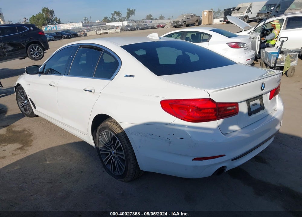 2018 BMW 530E IPERFORMANCE VIN: WBAJA9C52JG623283