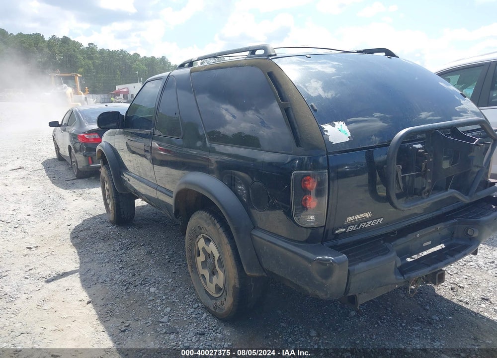 2001 CHEVROLET BLAZER LS VIN: 1GNCT18W21K237783