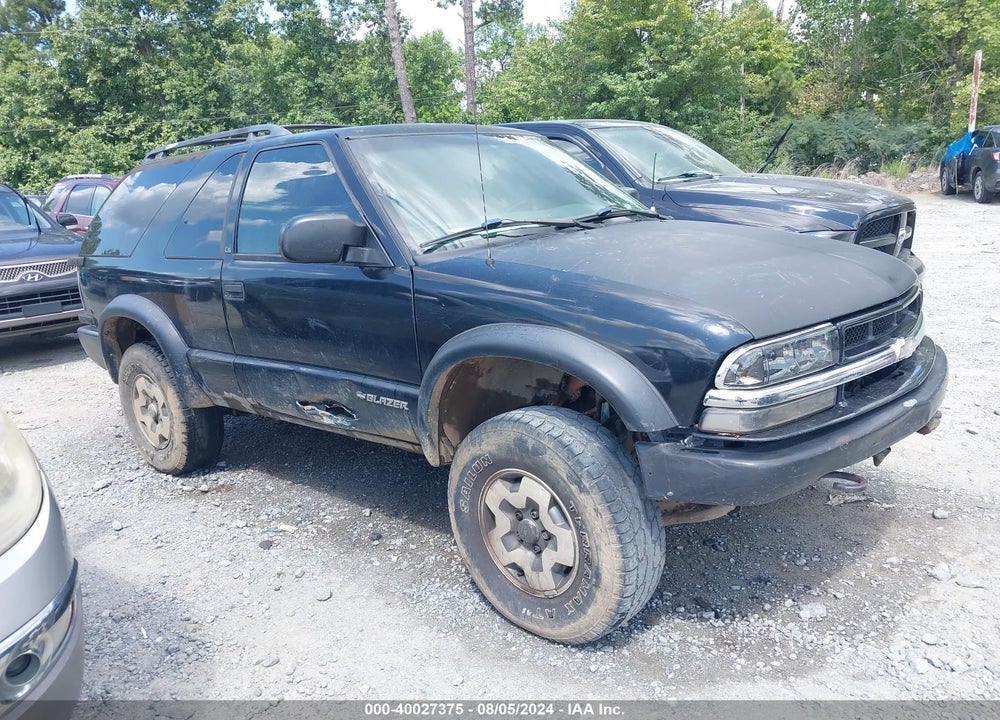 2001 CHEVROLET BLAZER LS VIN: 1GNCT18W21K237783