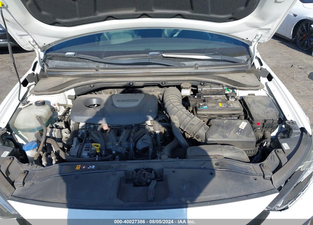 2018 HYUNDAI ELANTRA SPORT VIN: KMHD04LB8JU528123