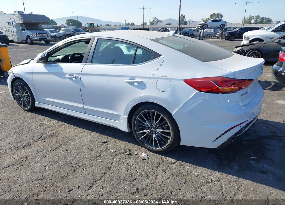 2018 HYUNDAI ELANTRA SPORT VIN: KMHD04LB8JU528123