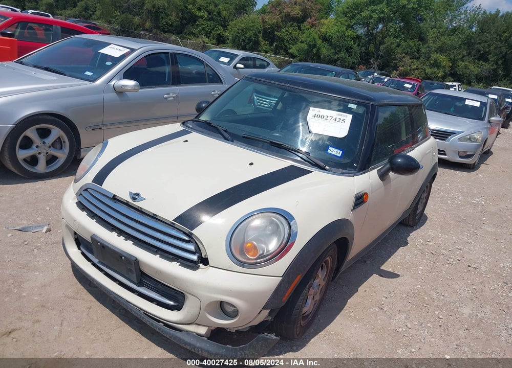 2013 MINI HARDTOP COOPER VIN: WMWSU3C52DT680216