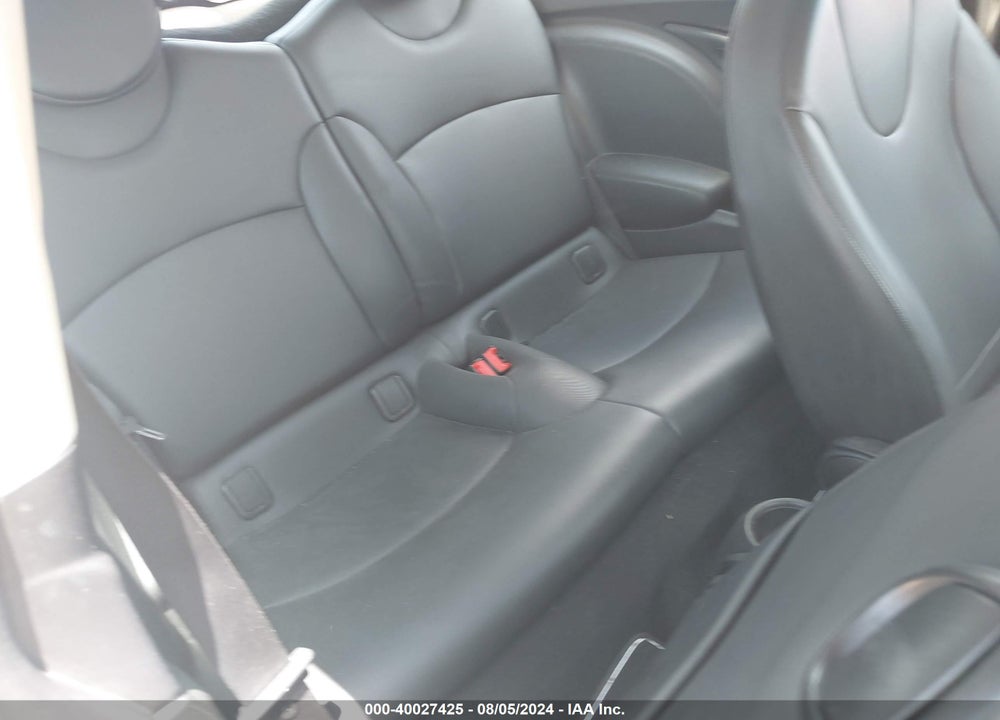 2013 MINI HARDTOP COOPER VIN: WMWSU3C52DT680216