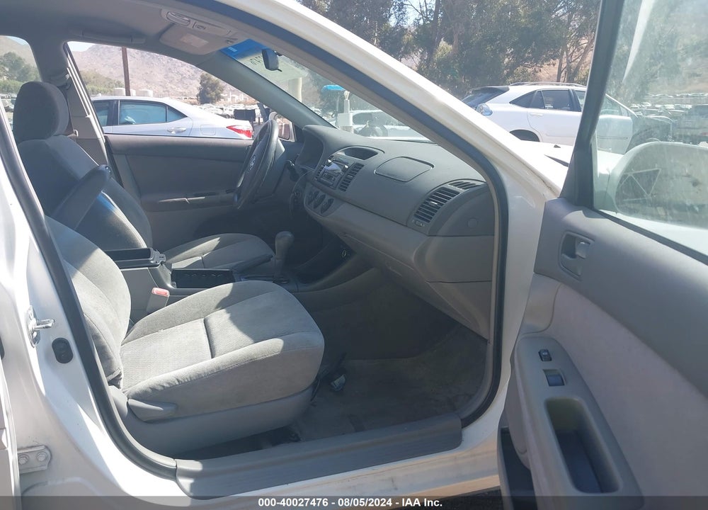 2004 TOYOTA CAMRY LE VIN: 4T1BE32K54U362460