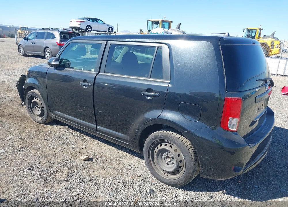 2015 SCION XB VIN: JTLZE4FE3FJ073017