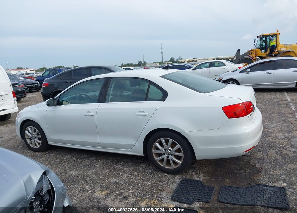 2014 VOLKSWAGEN JETTA 1.8T SE VIN: 3VWD07AJ9EM429155