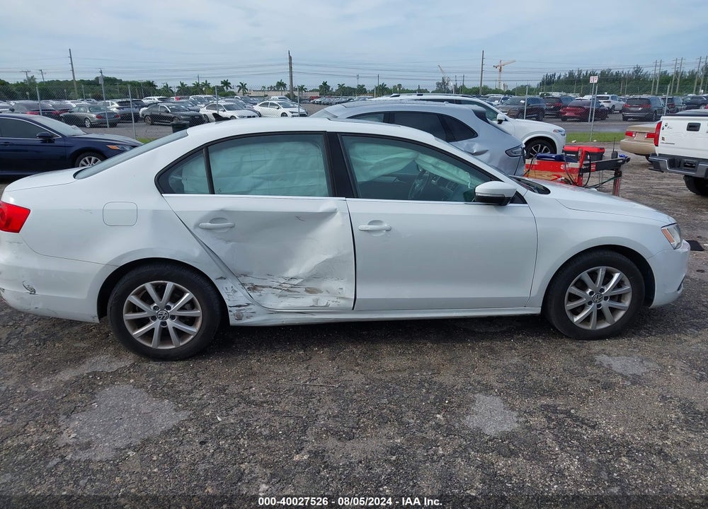 2014 VOLKSWAGEN JETTA 1.8T SE VIN: 3VWD07AJ9EM429155