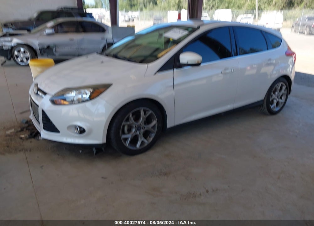 2014 FORD FOCUS TITANIUM VIN: 1FADP3N20EL399013