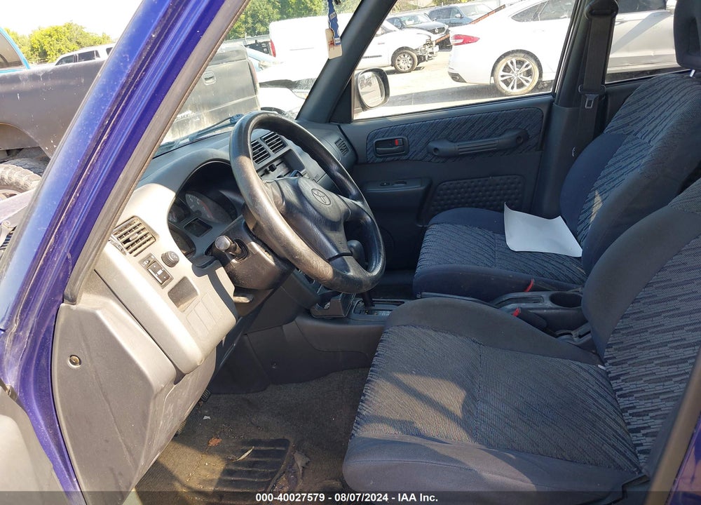 1998 TOYOTA RAV4 VIN: JT3GP10V0W0026901